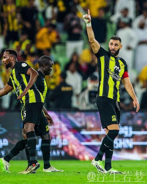 本泽马或抛弃沙特高薪合同,多队抢争自由球员 本泽马或抛弃沙特高薪合同,多队抢争自由球员